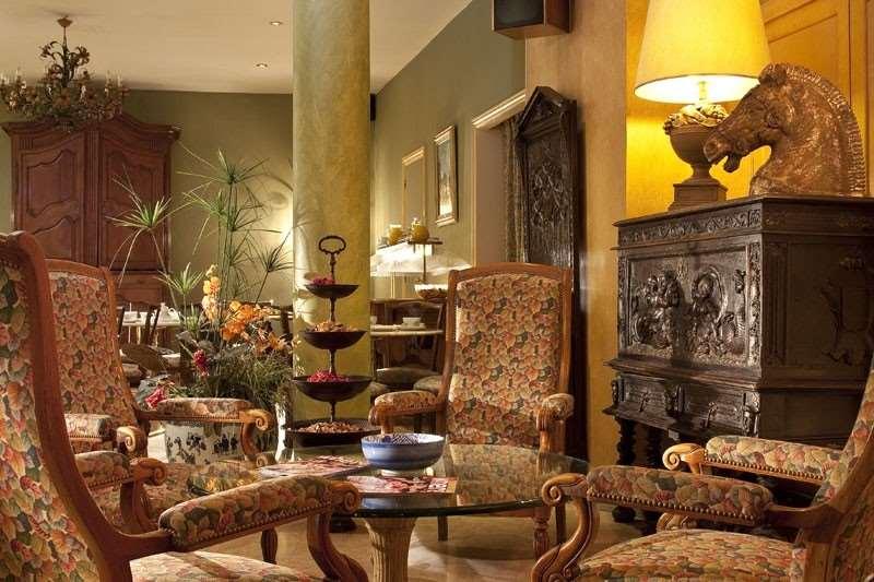 Cecilia Arc De Triomphe Hotel Paris Dalaman gambar