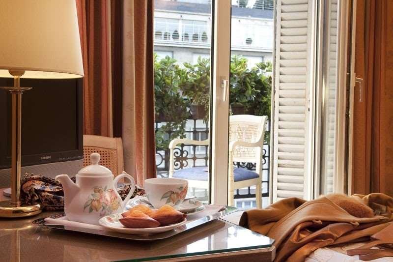 Cecilia Arc De Triomphe Hotel Paris Bilik gambar