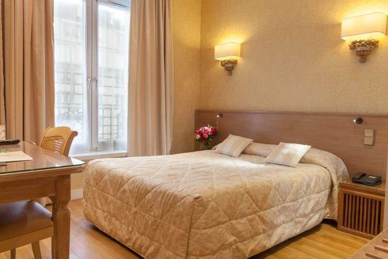 Cecilia Arc De Triomphe Hotel Paris Bilik gambar